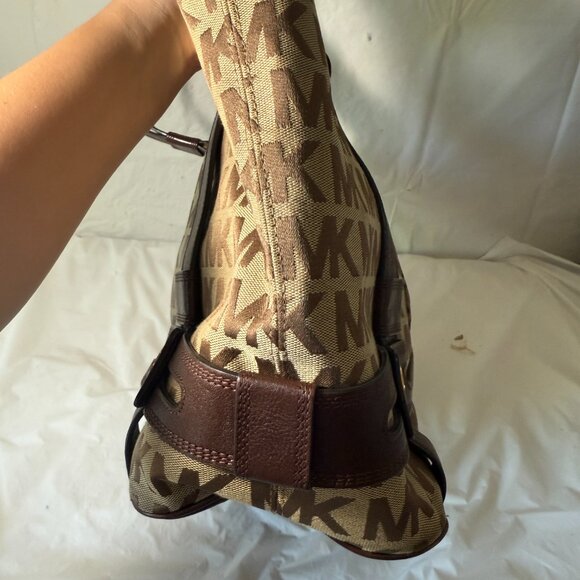 Michael Kors MICHAEL Authentic Harness Grab Bag Style 35F3GHNT3J - Picture 14 of 16